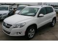 Candy White - Tiguan Wolfsburg Edition Photo No. 3