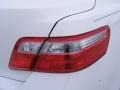Super White - Camry LE Photo No. 17