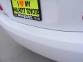 Super White - Camry LE Photo No. 18
