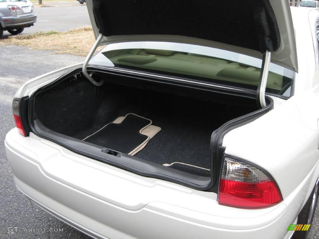 2006 LS V8 - Ceramic White Pearlescent Tri-Coat / Beige photo #19