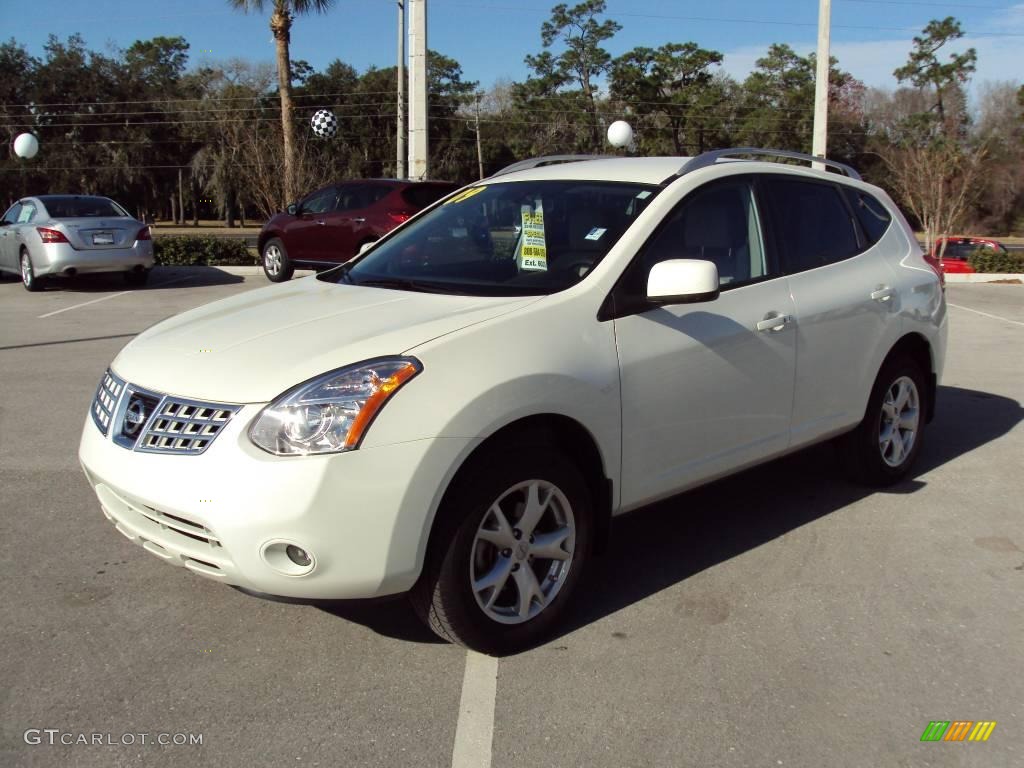 2009 Rogue SL - Phantom White / Gray photo #1