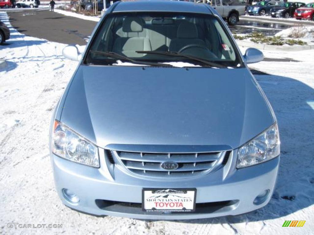 2006 Spectra EX Sedan - Ice Blue / Gray photo #6