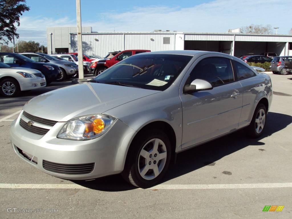 Ultra Silver Metallic Chevrolet Cobalt