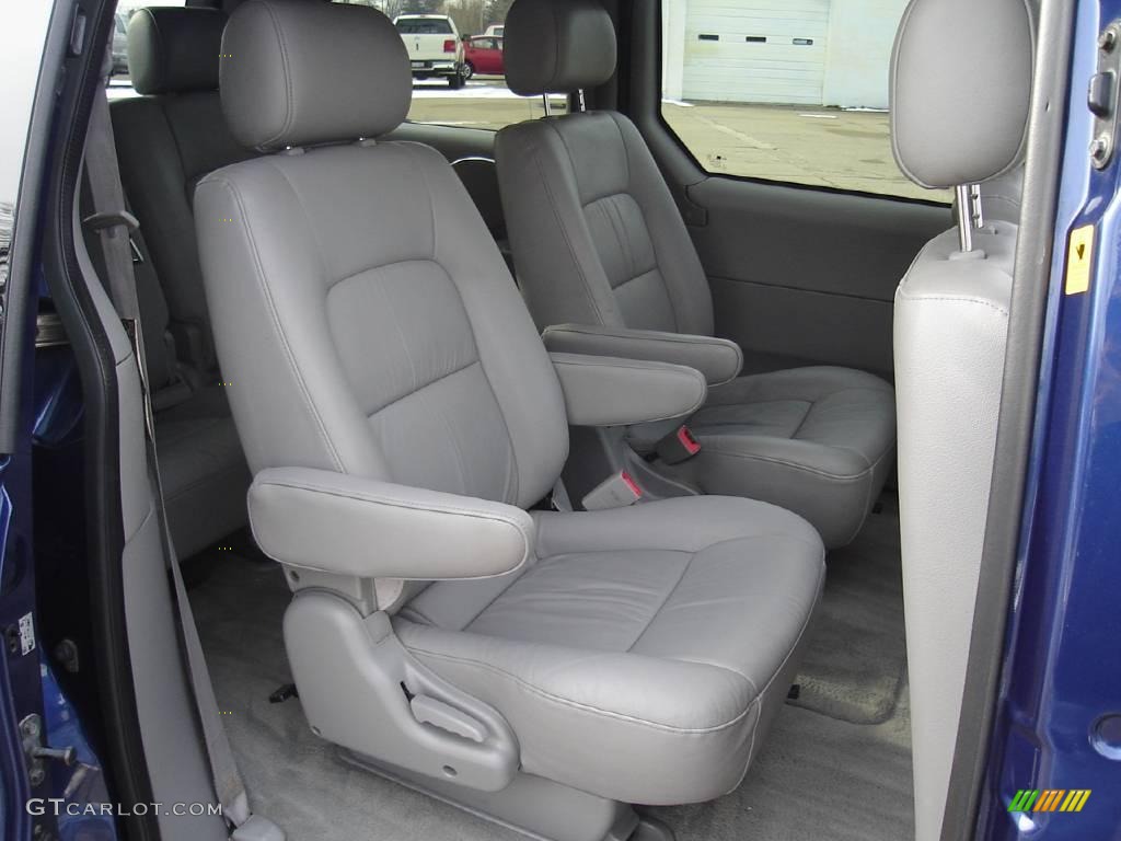 2004 Sedona EX - Imperial Blue / Gray photo #15