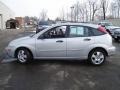 2005 CD Silver Metallic Ford Focus ZX5 SES Hatchback  photo #2