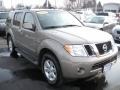 2009 Storm Gray Nissan Pathfinder SE 4x4  photo #3