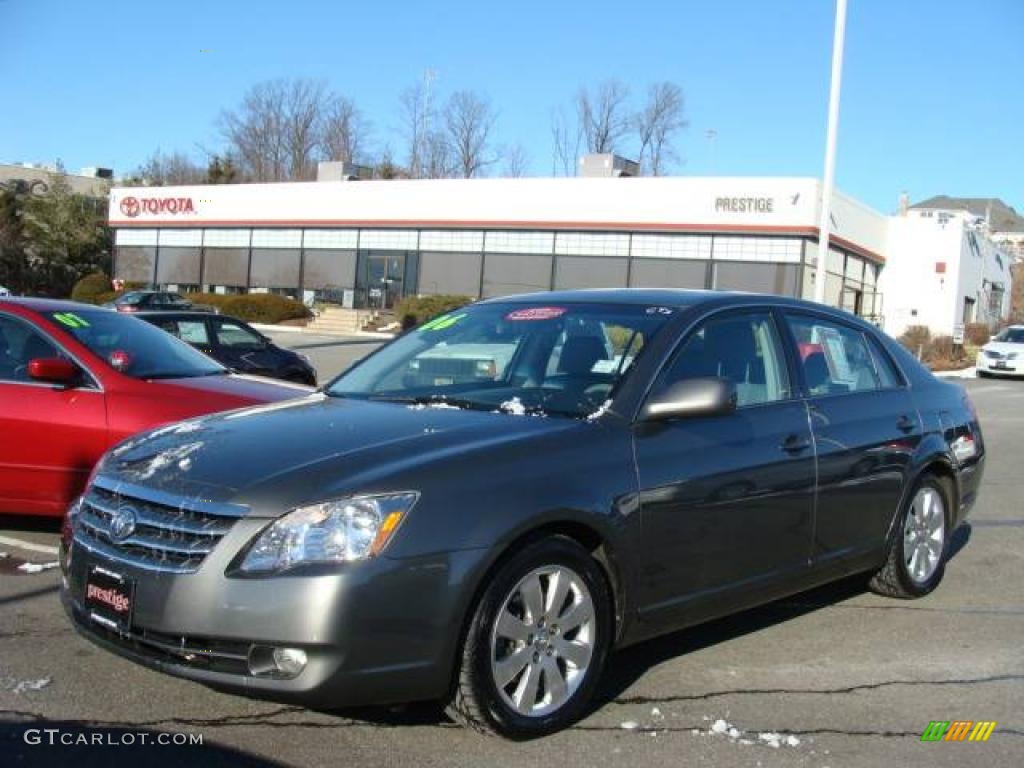 2006 Avalon XLS - Phantom Gray Pearl / Light Gray photo #1