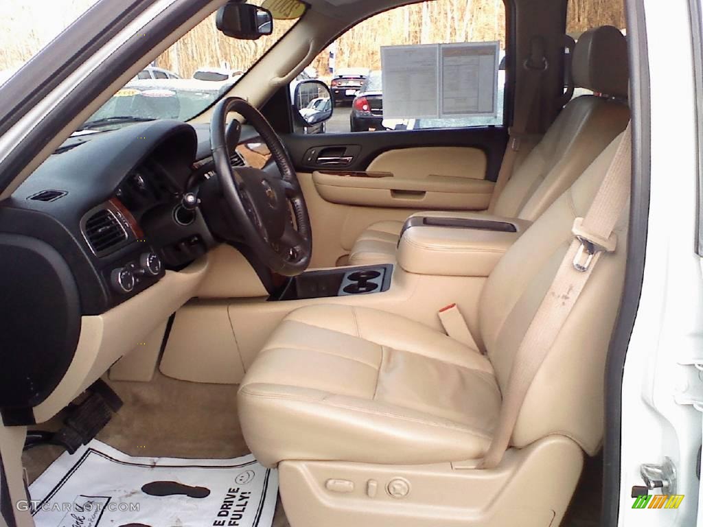 2007 Tahoe LT 4x4 - Summit White / Light Cashmere/Ebony photo #7