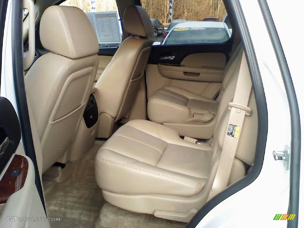 2007 Tahoe LT 4x4 - Summit White / Light Cashmere/Ebony photo #8