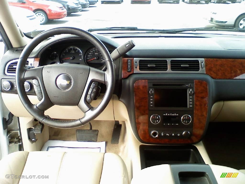 2007 Tahoe LT 4x4 - Summit White / Light Cashmere/Ebony photo #10