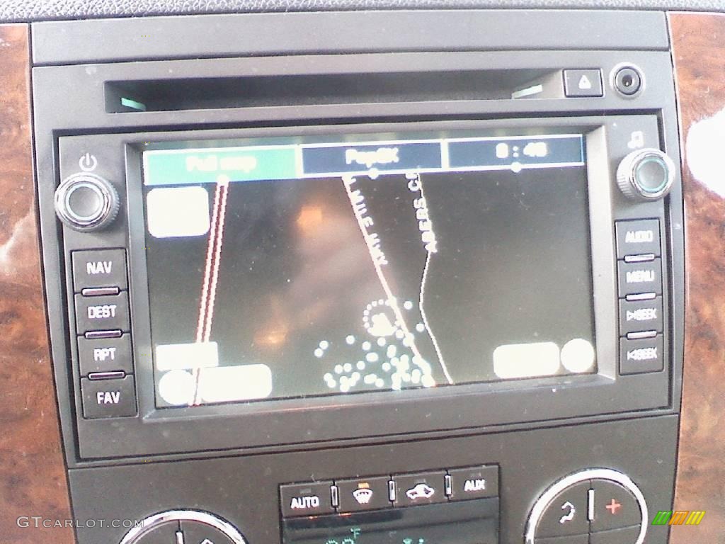 2007 Tahoe LT 4x4 - Summit White / Light Cashmere/Ebony photo #18