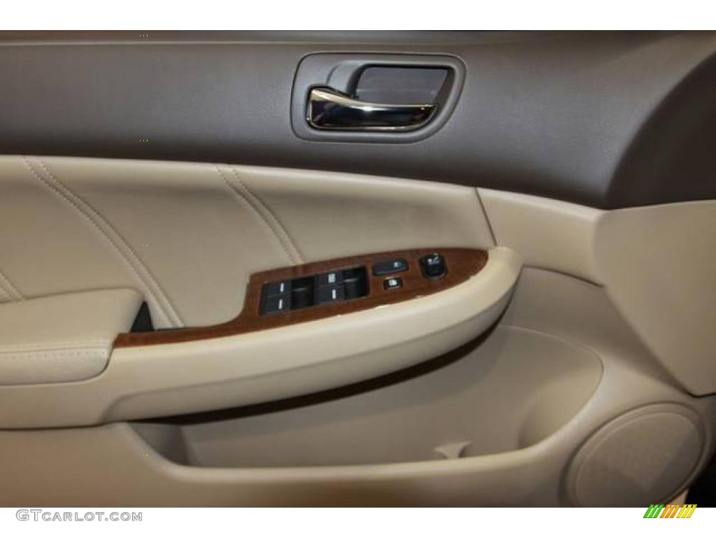 2006 Accord EX-L V6 Sedan - Nighthawk Black Pearl / Ivory photo #17