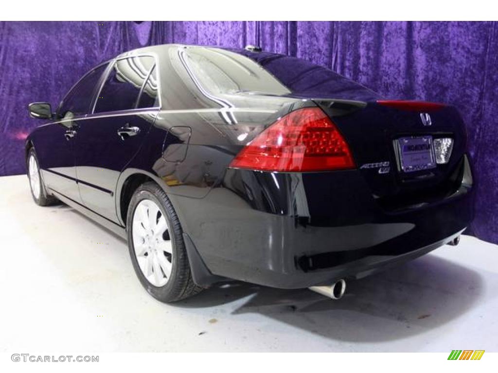 2006 Accord EX-L V6 Sedan - Nighthawk Black Pearl / Ivory photo #24