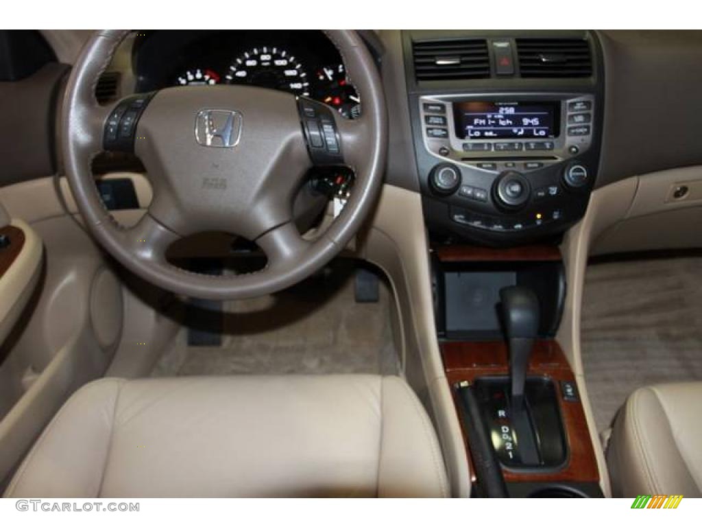2006 Accord EX-L V6 Sedan - Nighthawk Black Pearl / Ivory photo #28