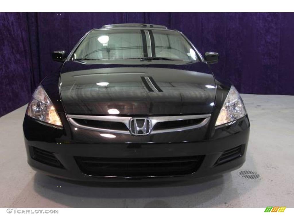 2006 Accord EX-L V6 Sedan - Nighthawk Black Pearl / Ivory photo #43
