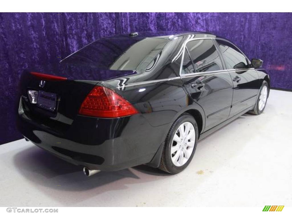 2006 Accord EX-L V6 Sedan - Nighthawk Black Pearl / Ivory photo #50