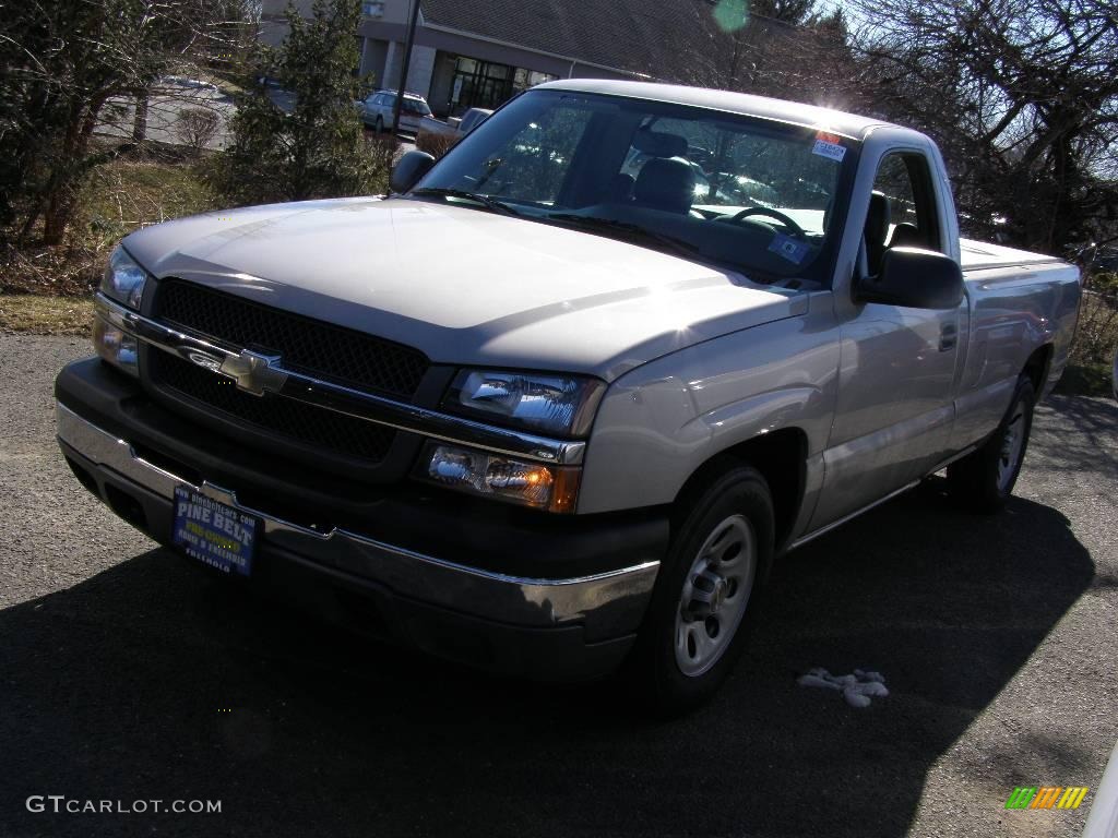 Silver Birch Metallic Chevrolet Silverado 1500