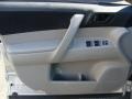Classic Silver Metallic - Highlander 4WD Photo No. 6