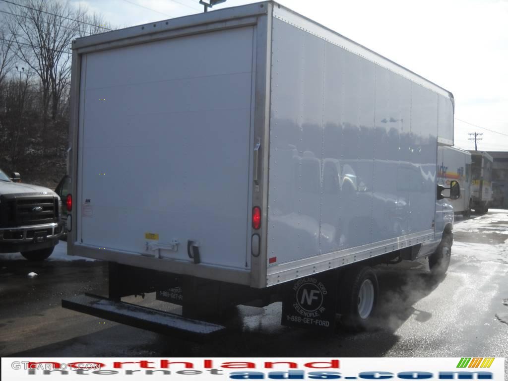 2010 E Series Cutaway E350 Commercial Moving Van - Oxford White / Medium Flint photo #6