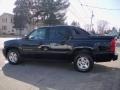 Black - Avalanche LS 4WD Photo No. 8