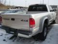 2001 Bright Silver Metallic Dodge Dakota Sport Club Cab 4x4  photo #2