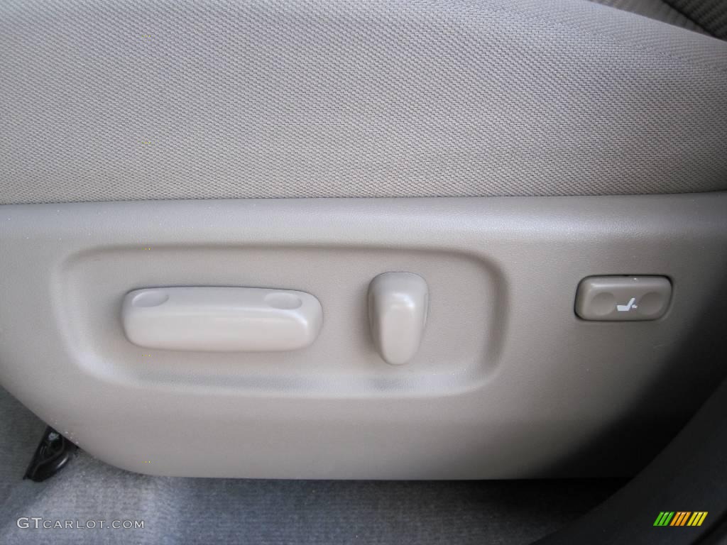 2008 RAV4 Limited 4WD - Black / Taupe photo #11