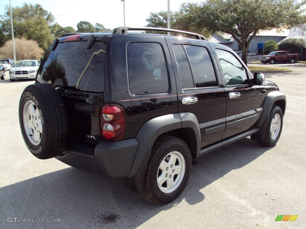 2006 Liberty Sport - Black / Medium Slate Gray photo #9