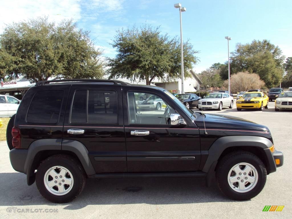 2006 Liberty Sport - Black / Medium Slate Gray photo #10