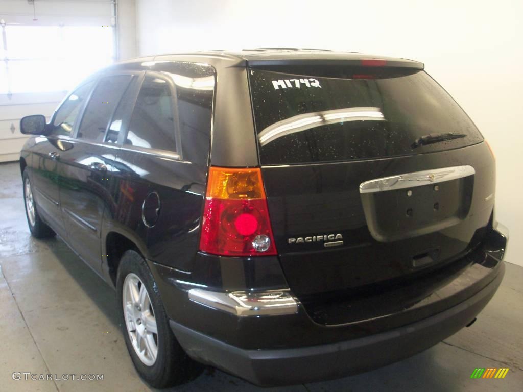 2006 Pacifica Touring AWD - Brilliant Black / Light Taupe photo #8
