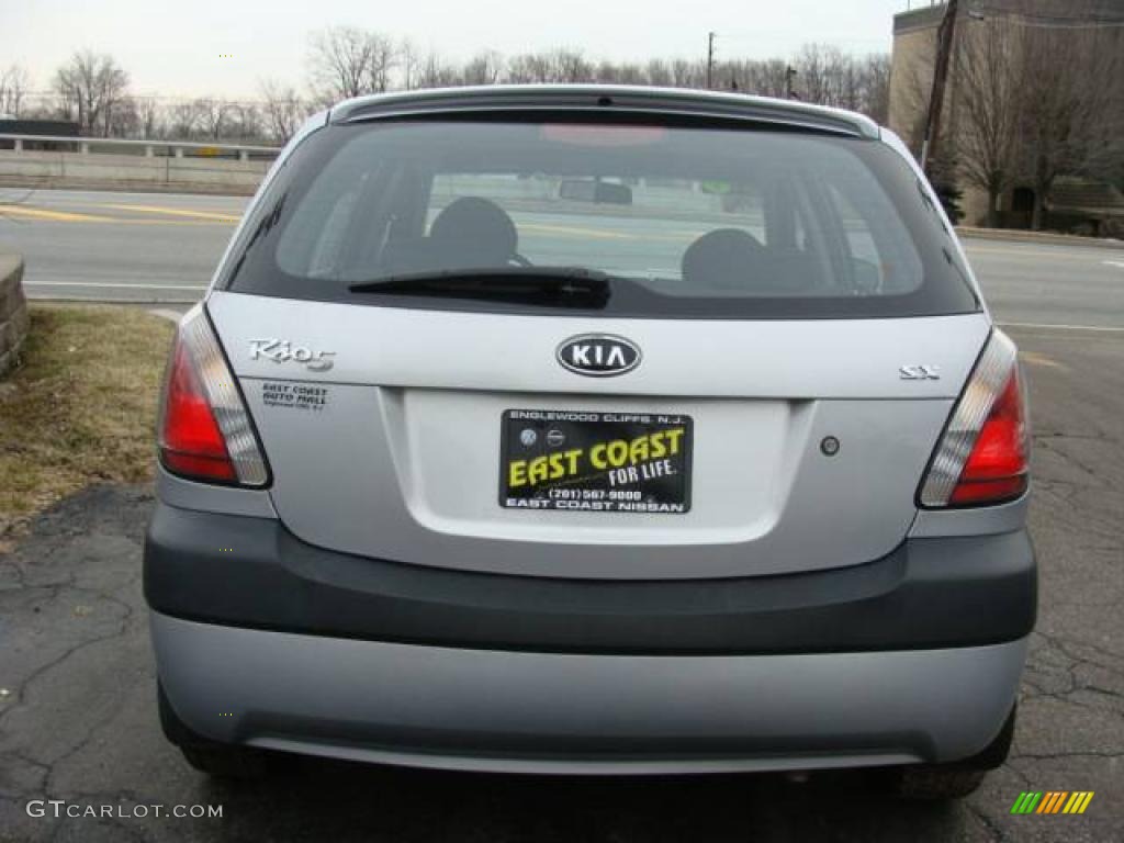 2006 Rio Rio5 SX Hatchback - Silver / Gray photo #4