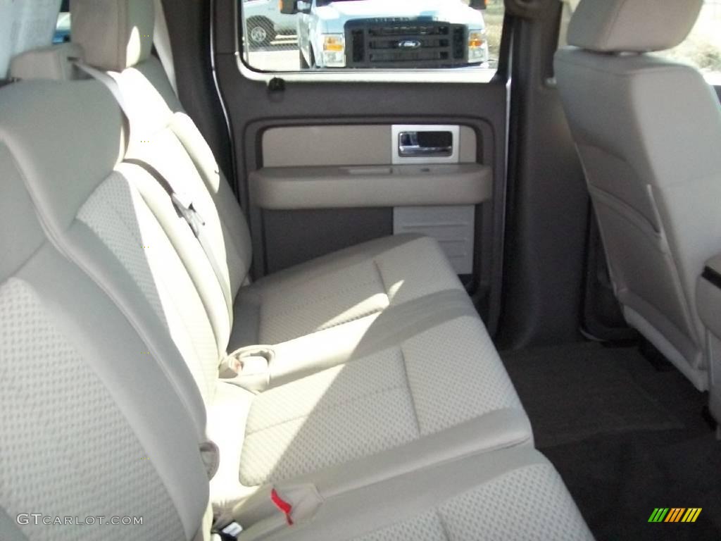 2010 F150 XLT SuperCrew - Ingot Silver Metallic / Tan photo #4