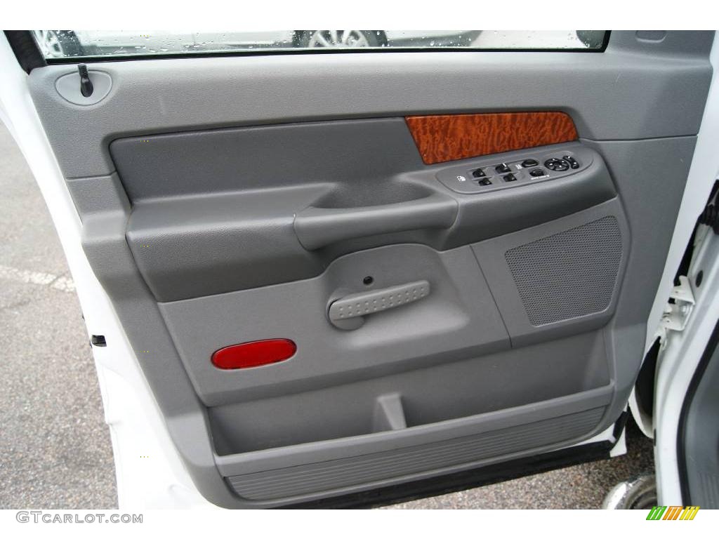 2006 Ram 1500 SLT Quad Cab 4x4 - Bright White / Medium Slate Gray photo #12