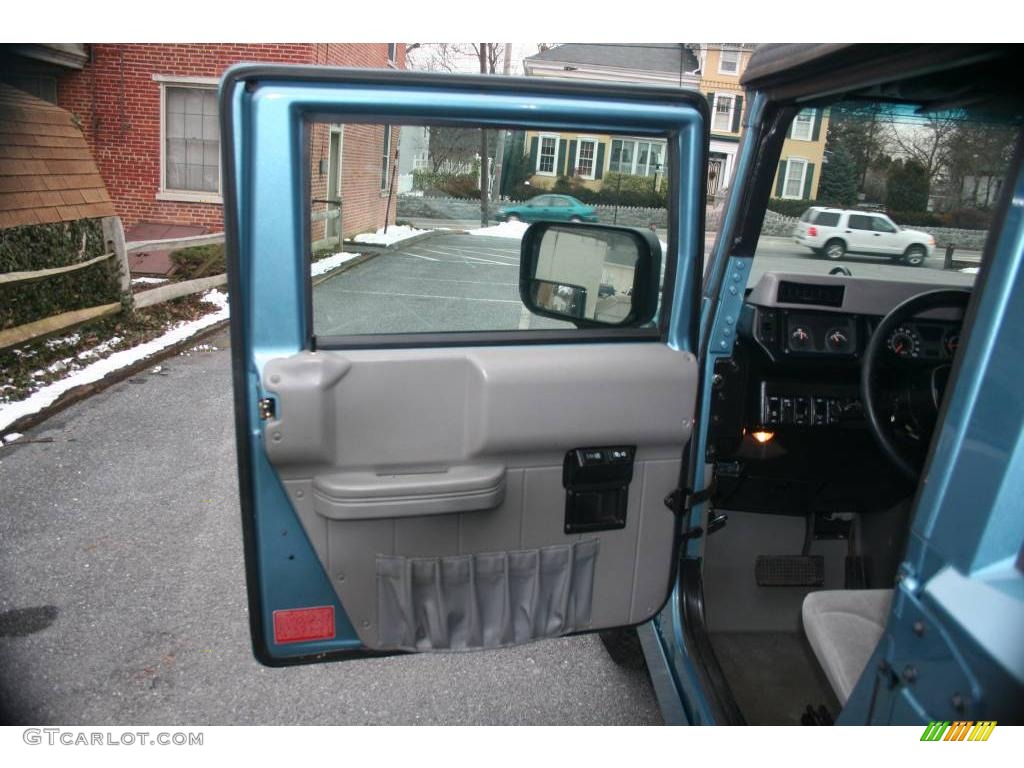 2001 H1 Soft Top - Ocean Blue Metallic / Cloud Gray photo #12