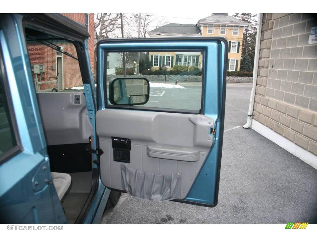2001 H1 Soft Top - Ocean Blue Metallic / Cloud Gray photo #14
