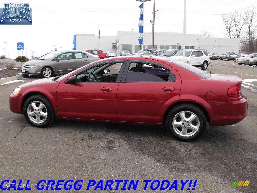 2005 Stratus SXT Sedan - Inferno Red Crystal Pearl / Dark Slate Gray photo #1