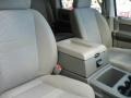 Bright White - Ram 3500 SLT Mega Cab 4x4 Dually Photo No. 18
