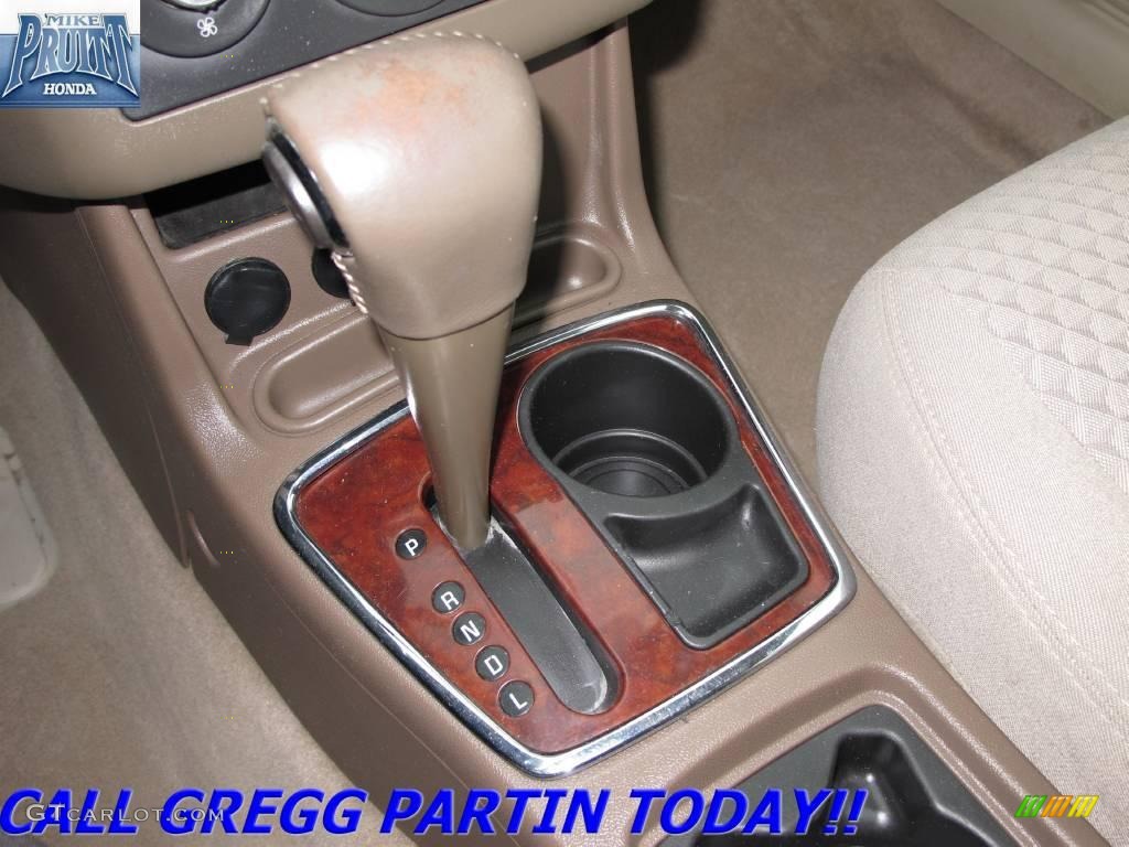 2007 Malibu LT Sedan - White / Cashmere Beige photo #21