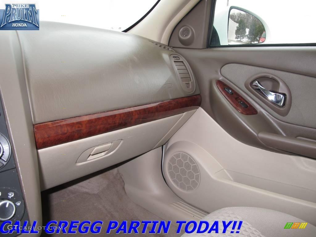 2007 Malibu LT Sedan - White / Cashmere Beige photo #22