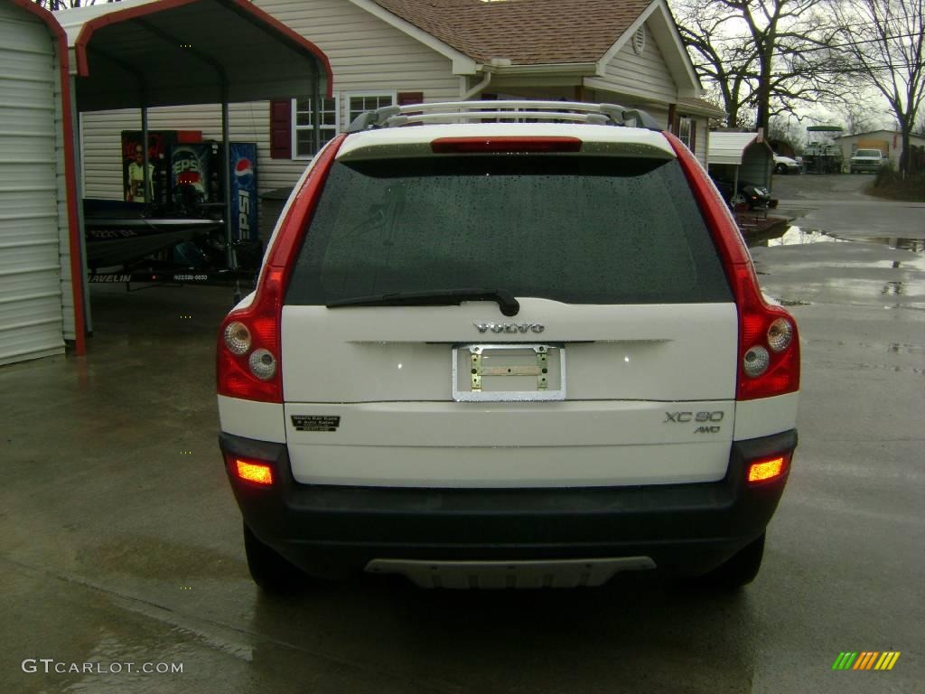 2003 XC90 2.5T AWD - White / Taupe/Light Taupe photo #5
