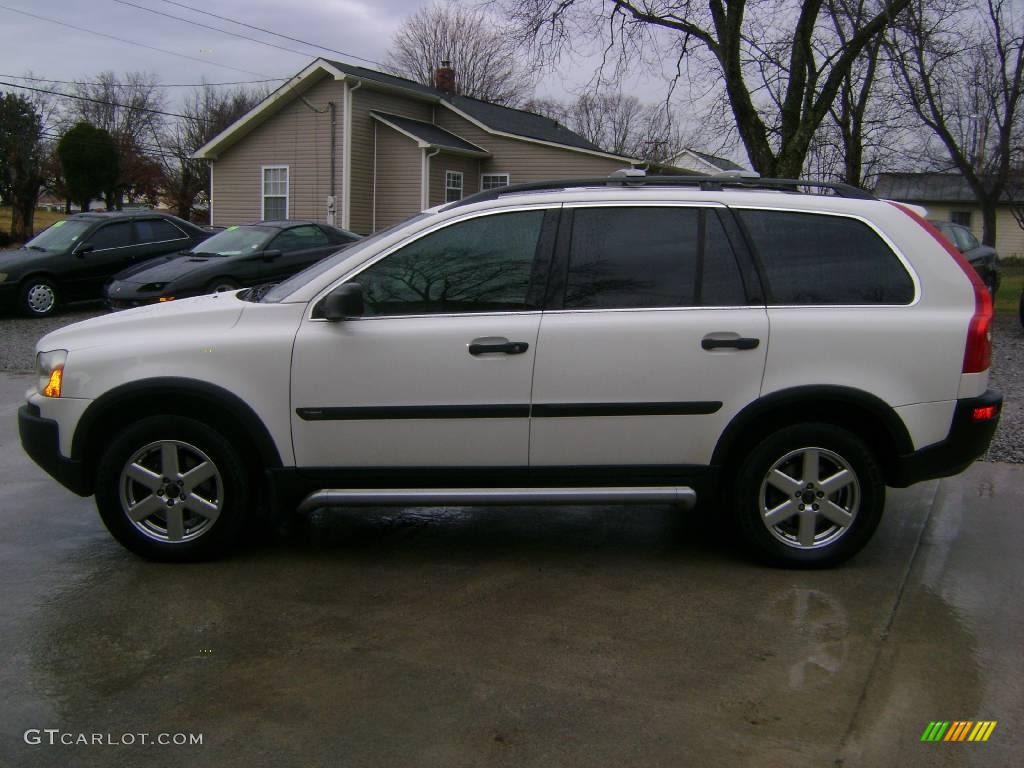 2003 XC90 2.5T AWD - White / Taupe/Light Taupe photo #7