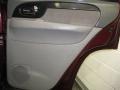 Magnetic Red Metallic - Envoy SLE 4x4 Photo No. 17
