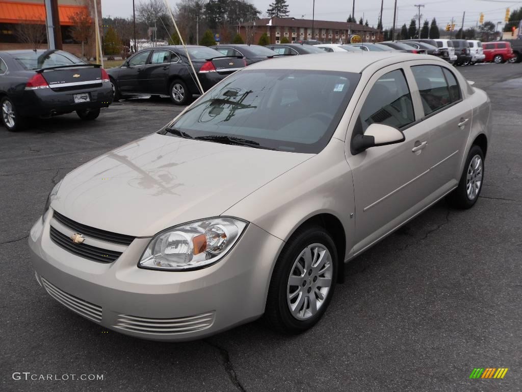 2009 Cobalt LT Sedan - Gold Mist Metallic / Ebony photo #1