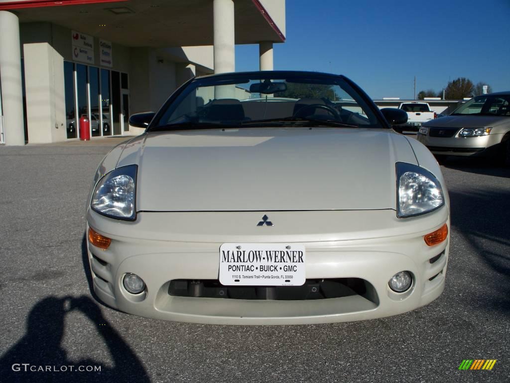 2003 Eclipse Spyder GT - Dover White Pearl / Sand Blast photo #2