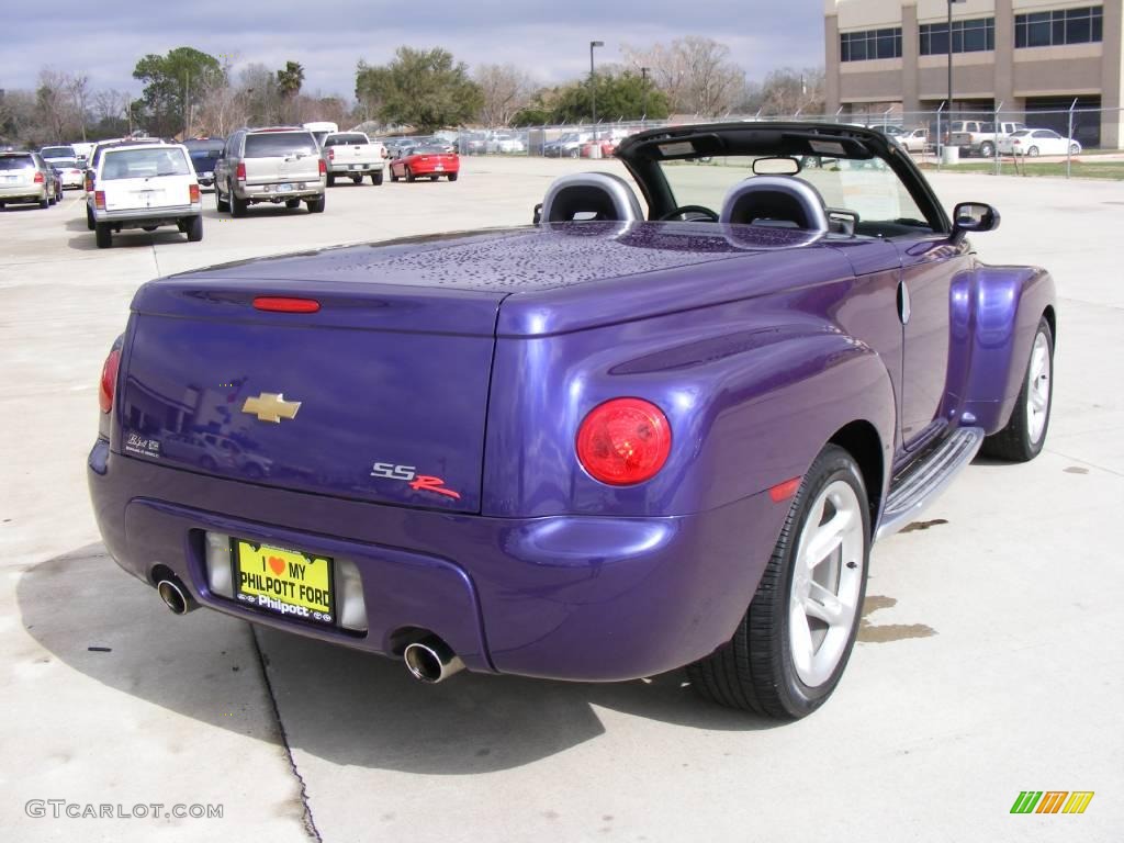 2004 SSR  - Ultra Violet Blue Metallic / Ebony photo #38