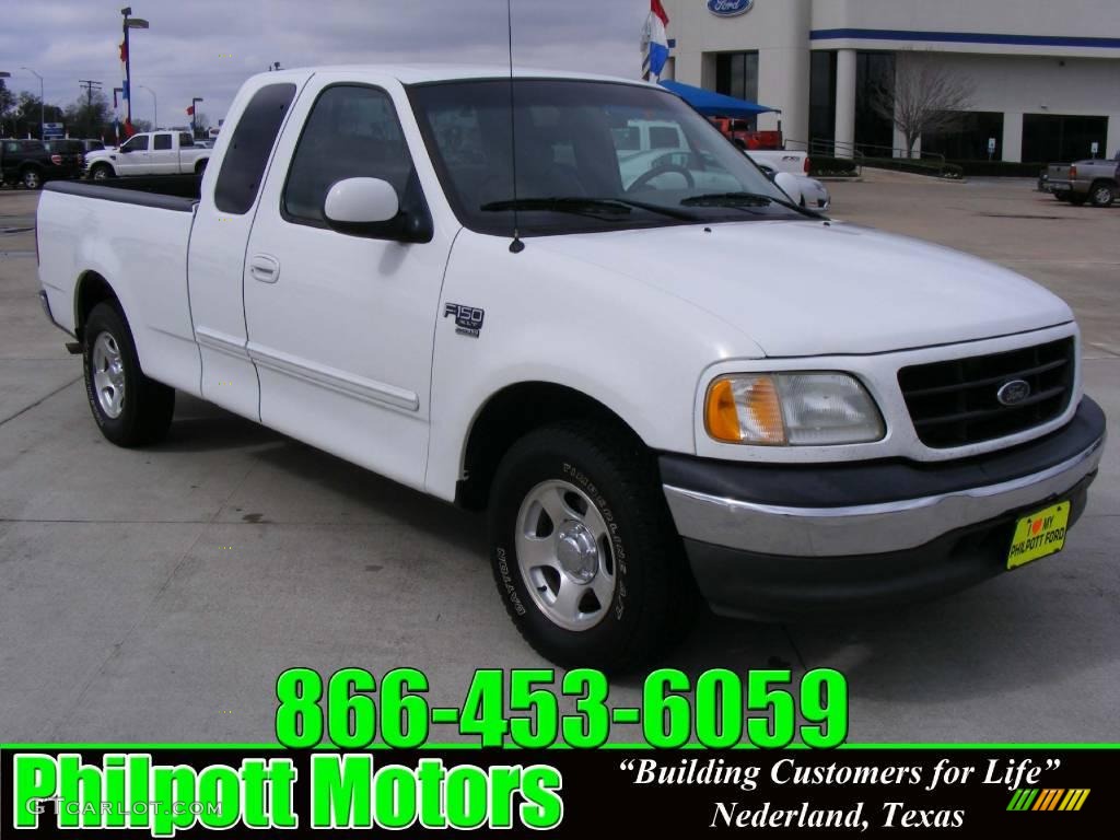 2002 F150 XLT SuperCab - Oxford White / Dark Graphite photo #1