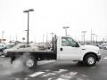 2002 Oxford White Ford F350 Super Duty XL Regular Cab Chassis  photo #4