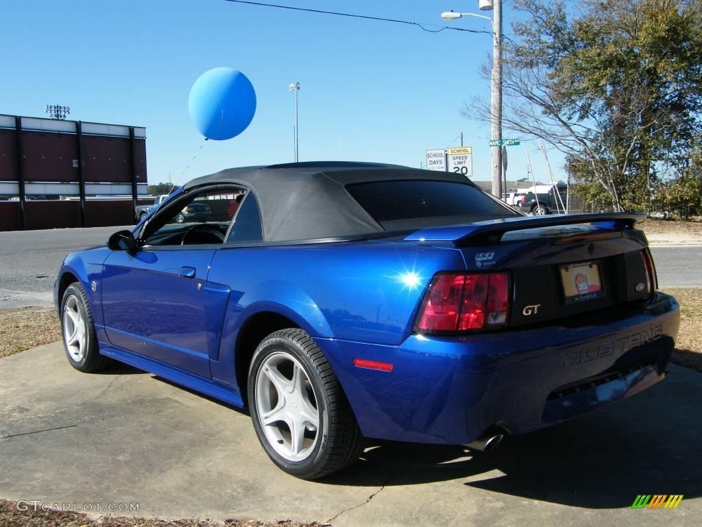 2004 Mustang GT Convertible - Sonic Blue Metallic / Dark Charcoal photo #3