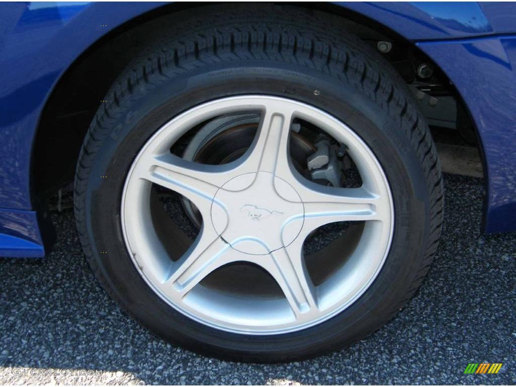 2004 Mustang GT Convertible - Sonic Blue Metallic / Dark Charcoal photo #10