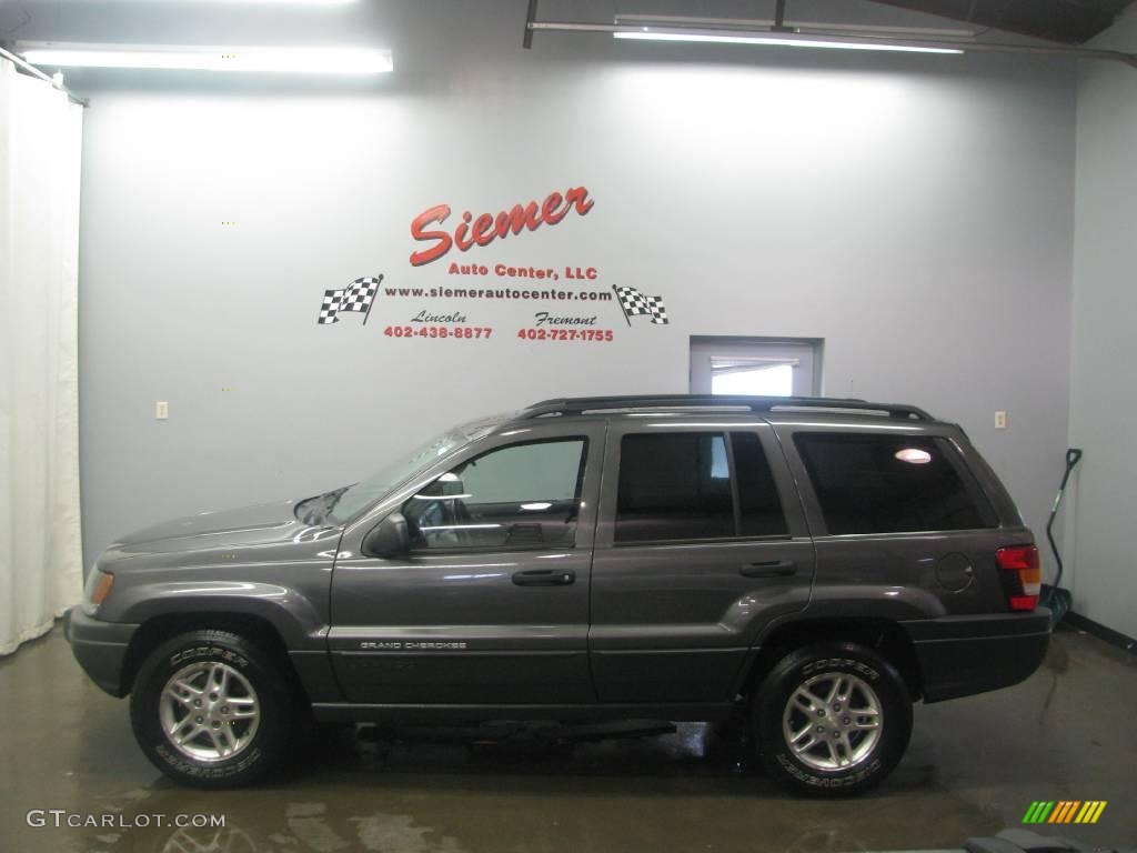 2003 Grand Cherokee Laredo 4x4 - Graphite Metallic / Dark Slate Gray photo #1