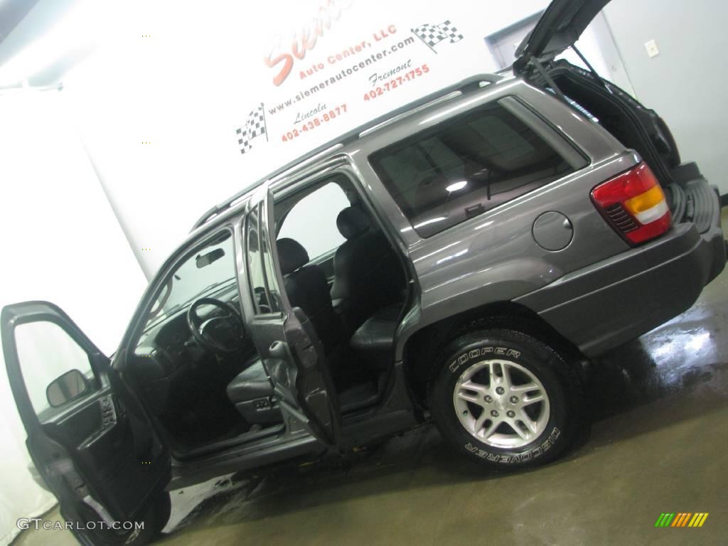 2003 Grand Cherokee Laredo 4x4 - Graphite Metallic / Dark Slate Gray photo #22
